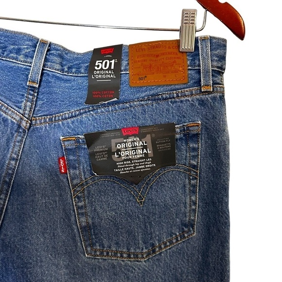 Levi's 501 Original Fit Jeans - Picture 11 of 15